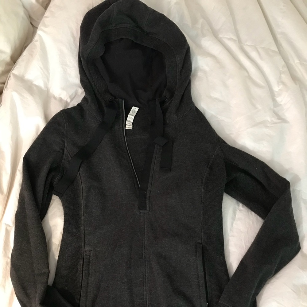 Gray Lululemon Pullover - image 3